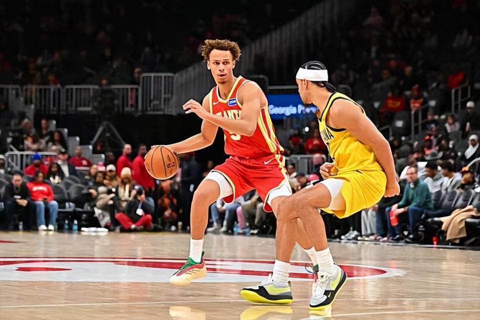 半岛体育官网-传球能力并不差，老鹰后场新星身上还有不小的潜力可以挖掘？