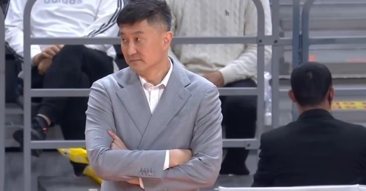 广东队二连败,双小外48+18发挥出色,萨林杰离队倒计时